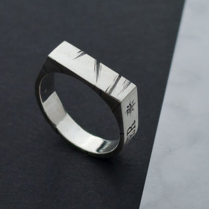 STOIC Peaky Ring - Midwinter outside