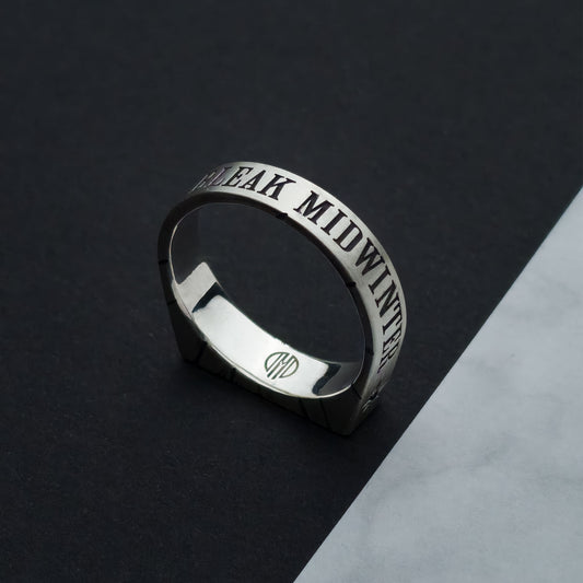 STOIC Peaky Ring - Midwinter outside