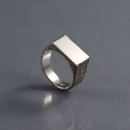 FORGED Raw-cut ezüst pecsétgyűrű