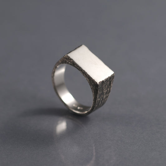 FORGED Raw-cut ezüst pecsétgyűrű