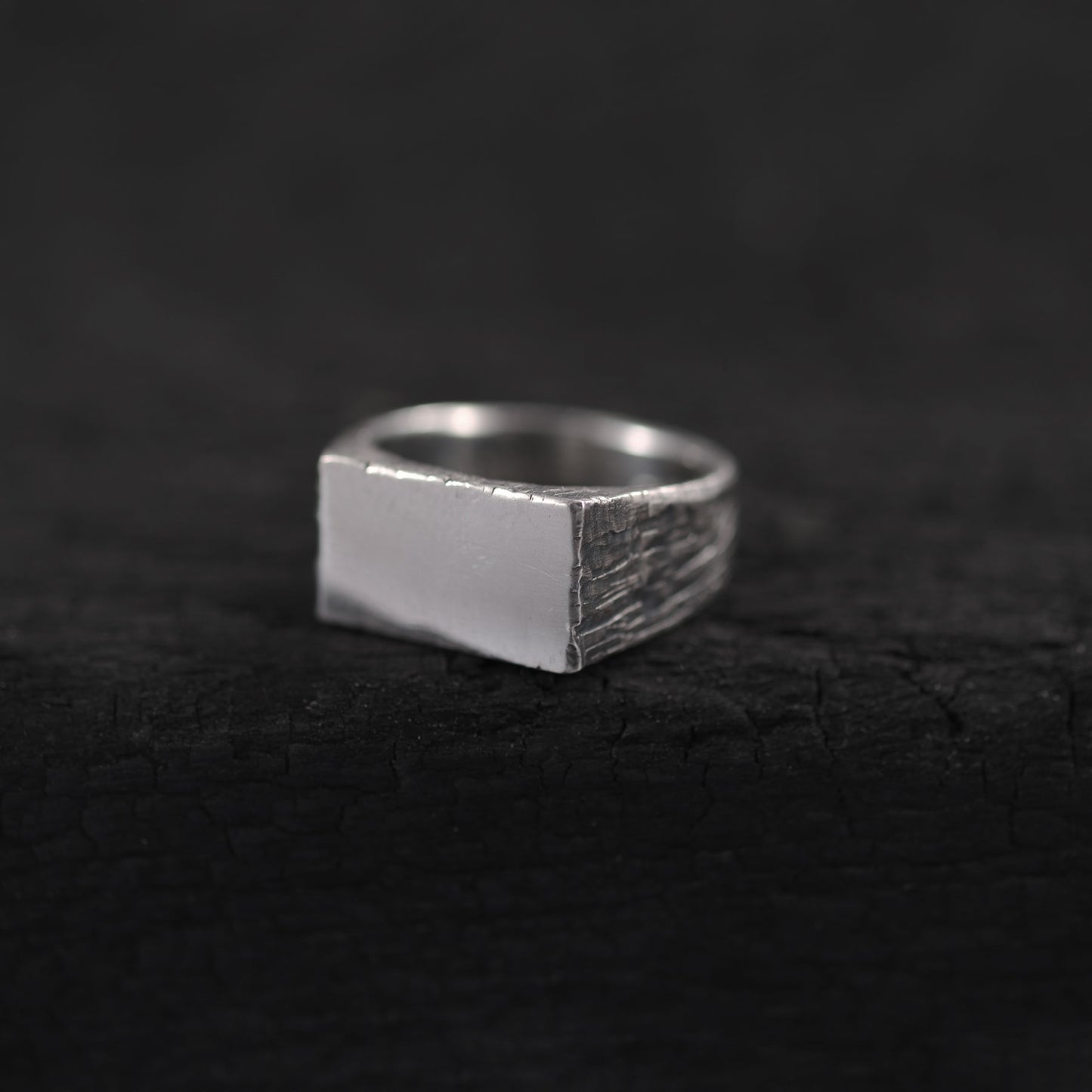 FORGED Raw-cut ezüst pecsétgyűrű